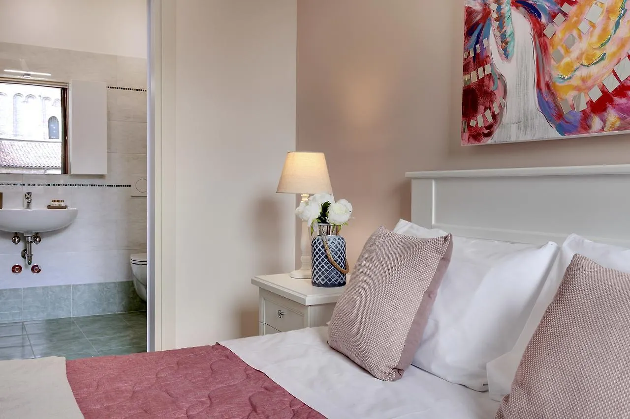 Accademia Opera Deluxe By Wonderful Italy Apartment Venice
