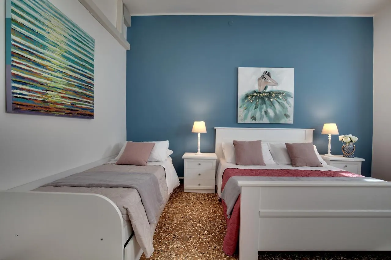 Accademia Opera Deluxe By Wonderful Italy Apartment Venice